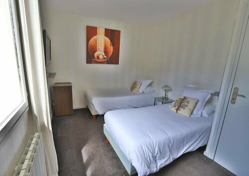 Гостиница Hotel Des Grands Vins в Маконе