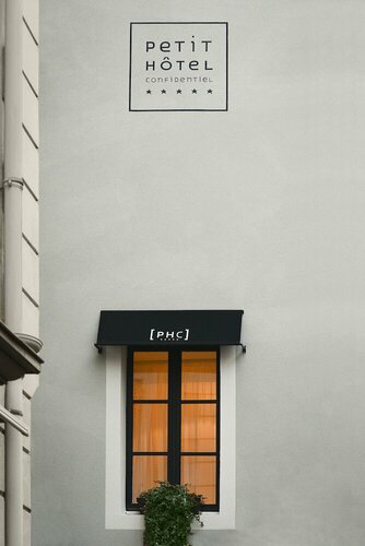 Гостиница Petit Hôtel Confidentiel в Шамбери