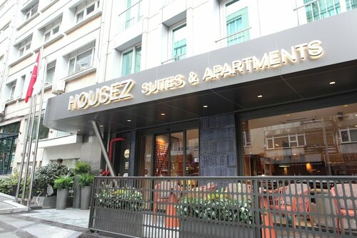 Housez Suites & Apartments
