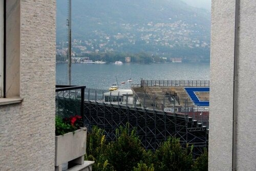 Гостиница Hotel Engadina в Комо