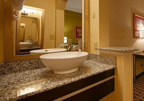 Гостиница Best Western Knoxville Suites - Downtown в Ноксвилле
