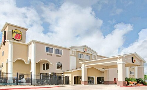 Гостиница Red Lion Inn & Suites Iah Airport East в Хамбле