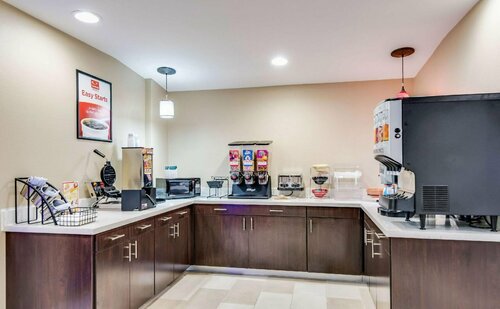 Гостиница Super 8 by Wyndham Palestine Tx в Палестине