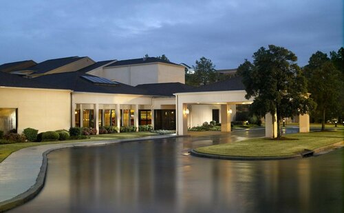 Гостиница Courtyard by Marriott Memphis East/Park Avenue в Мемфисе