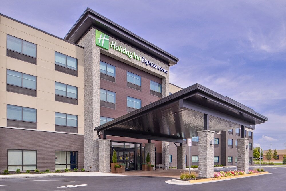 Фото Holiday Inn Express & Suites Olathe West, an Ihg Hotel