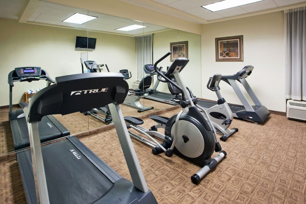 Фото Holiday Inn Express Washington DC East Andrews AFB by IHG