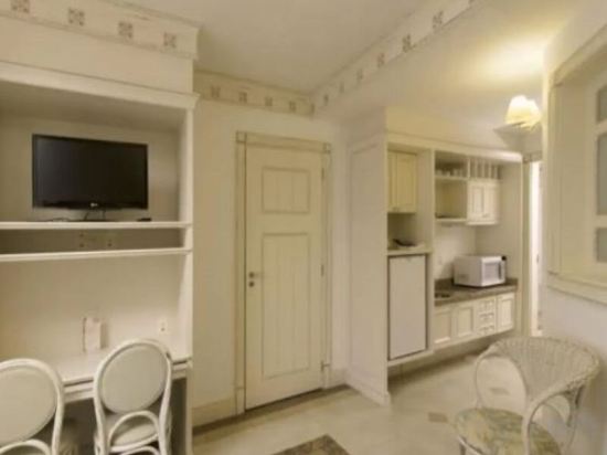 Фото 48156393056