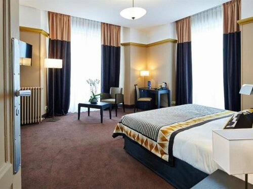 Гостиница Hotel & SPA Vacances Bleues Le Splendid в Даксе