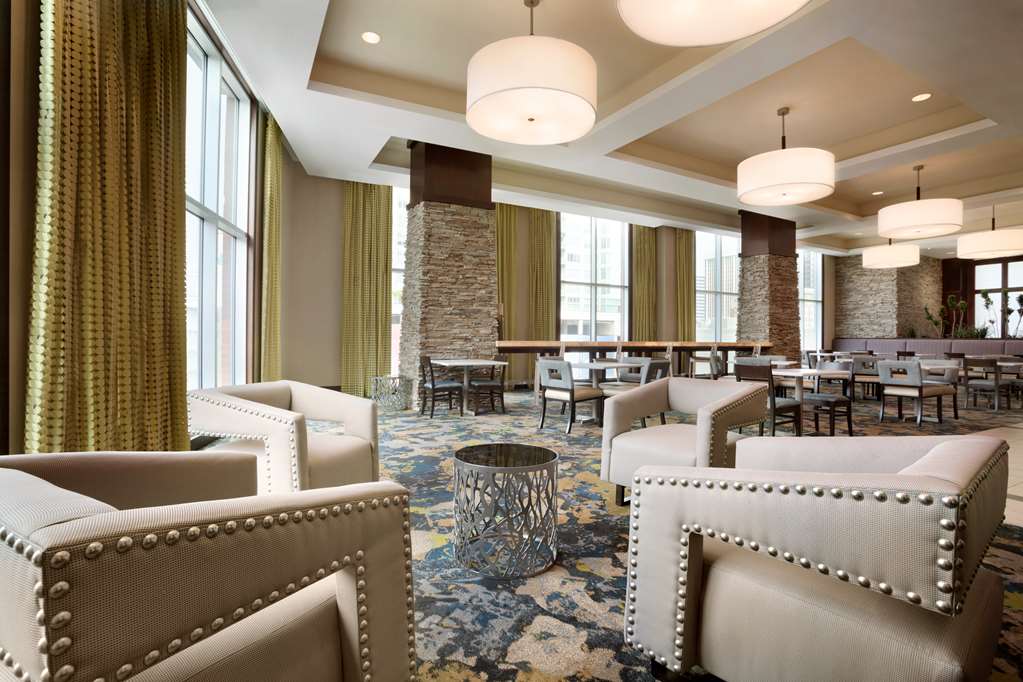 Фото Embassy Suites Denver-Downtown/Convention Center