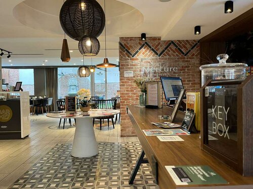 Гостиница Hotel Maison Louise Lille Centre в Лилле