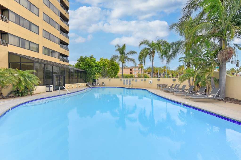 Фото Embassy Suites by Hilton Anaheim Orange