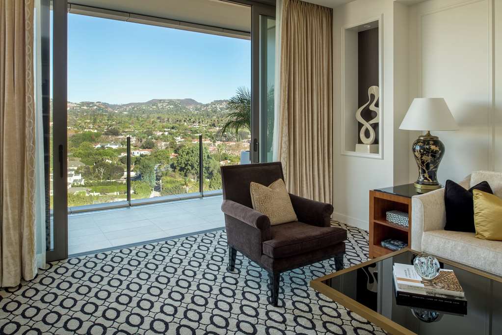Фото Waldorf Astoria Beverly Hills