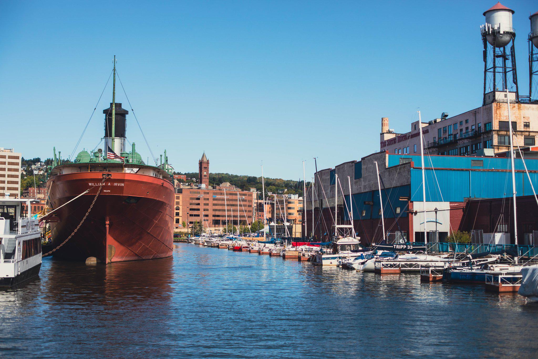 Фото Holiday Inn & Suites Duluth Downtown, an Ihg Hotel