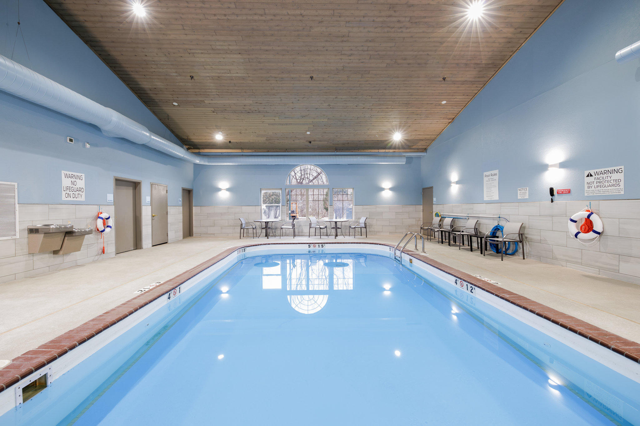 Фото Holiday Inn Express & Suites Zion by IHG