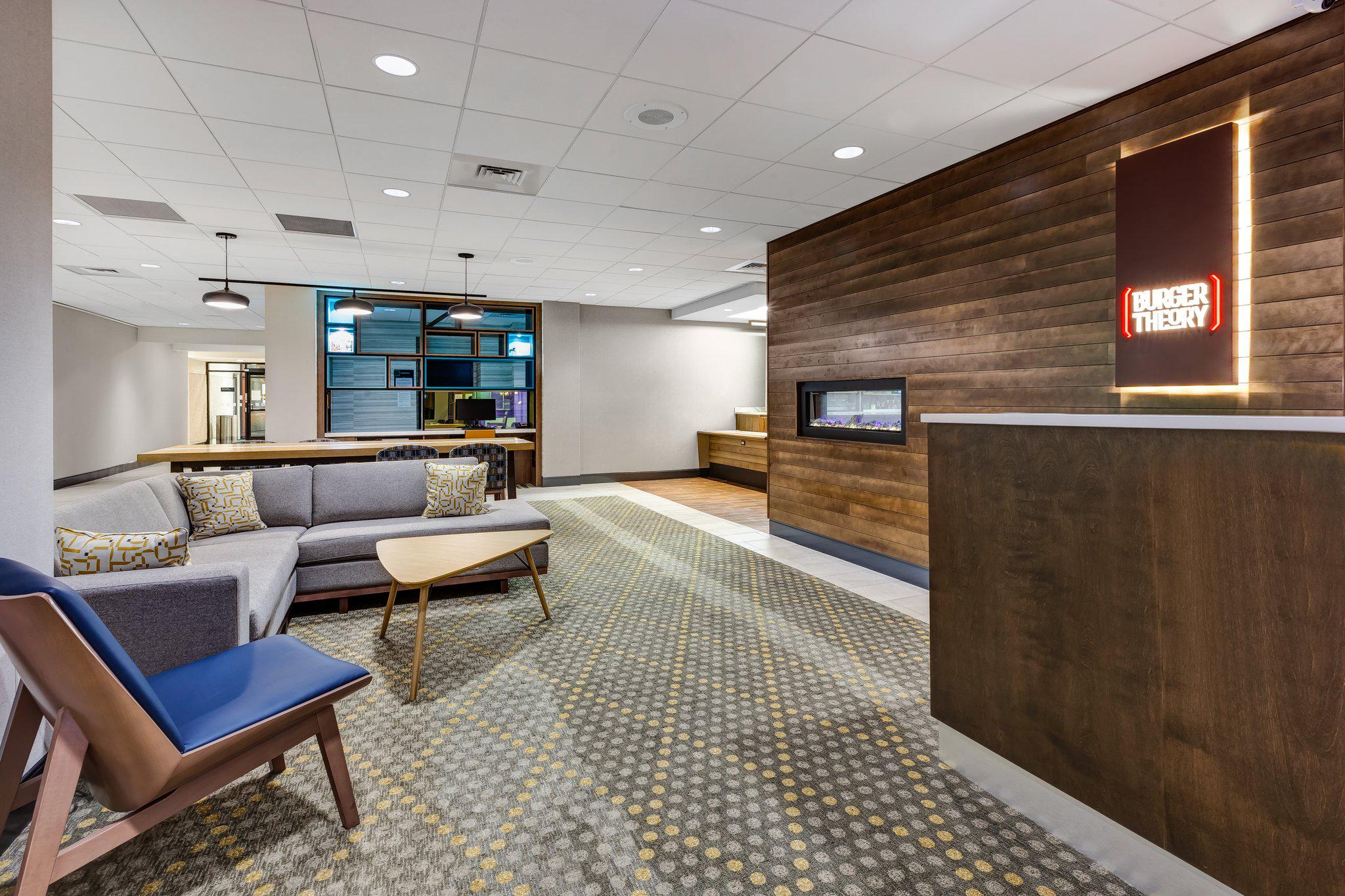 Фото Holiday Inn Grand Rapids Downtown, an Ihg Hotel