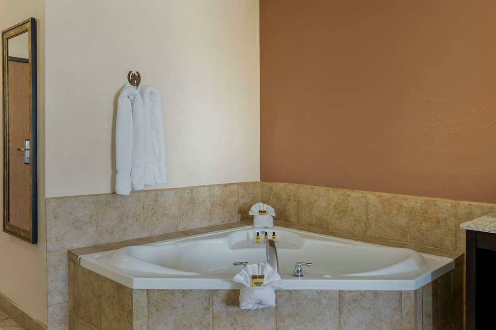Фото Best Western Plus Country Inn & Suites