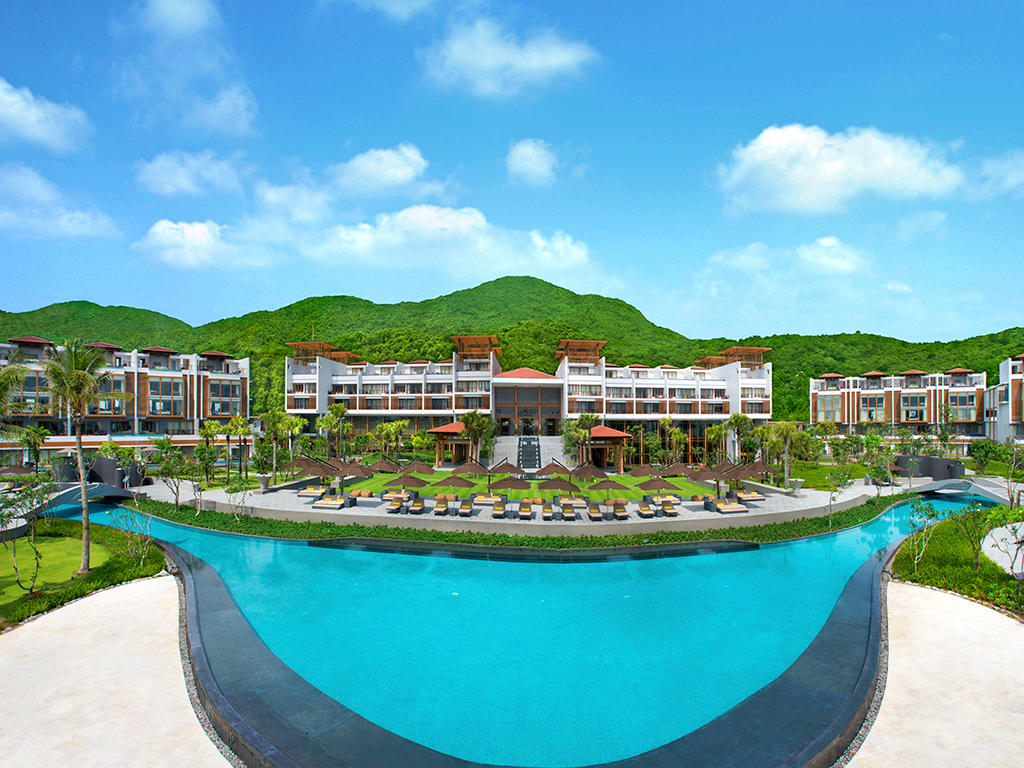 Фото отеля 1