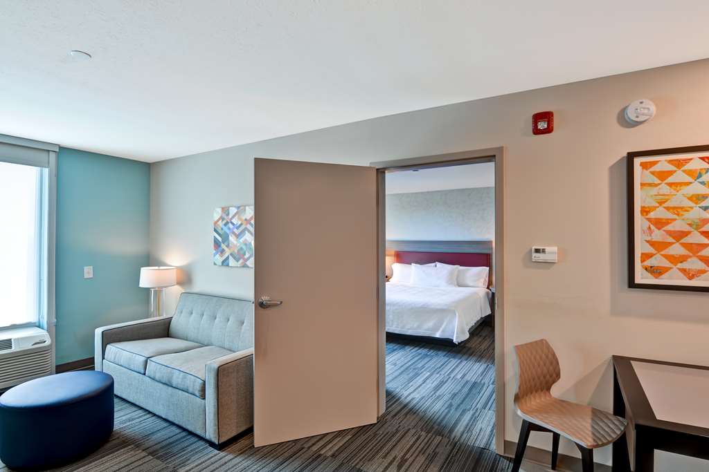 Фото Home2 Suites by Hilton Tampa Usf Near Busch Gardens