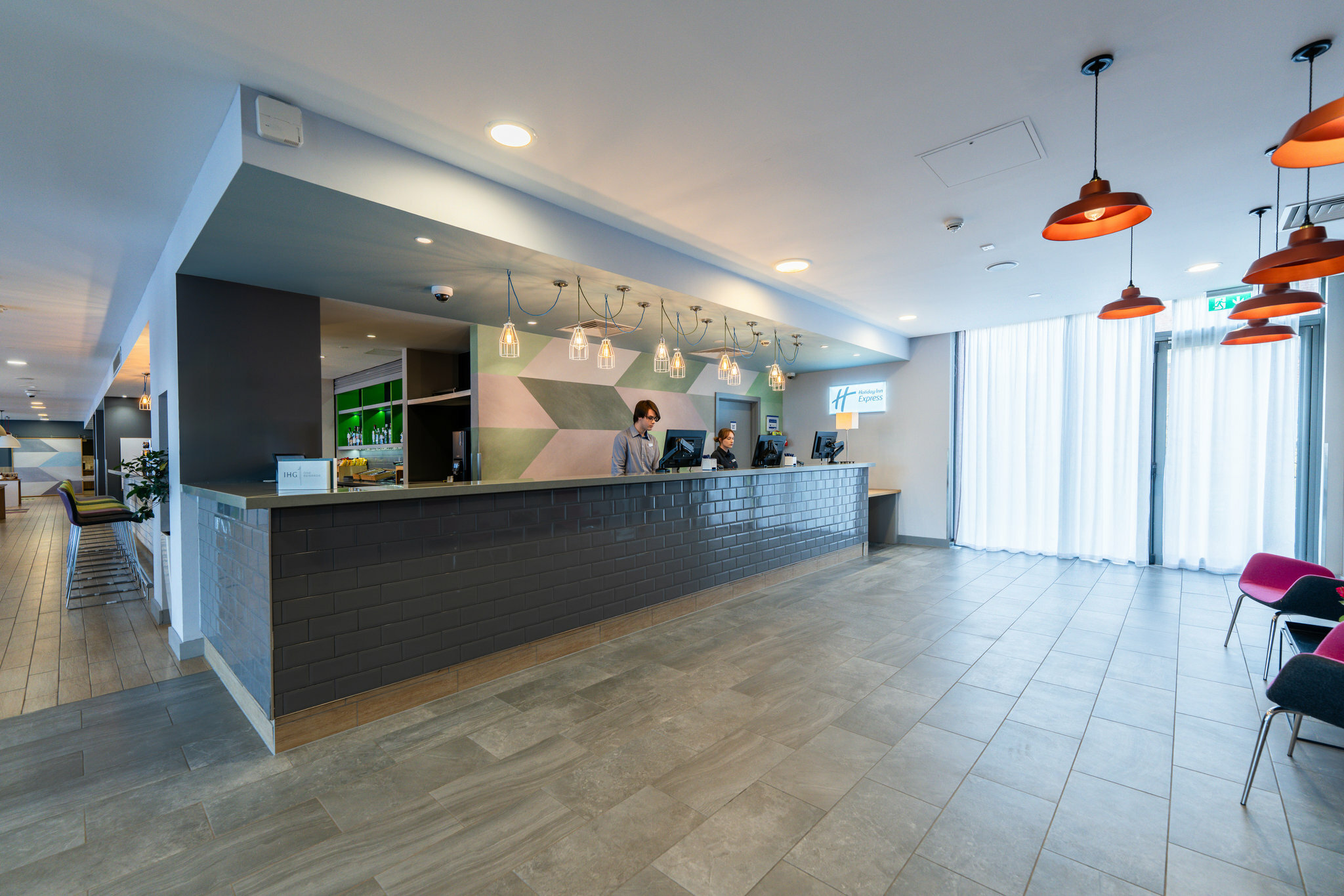 Фото Holiday Inn Express Aberdeen Airport