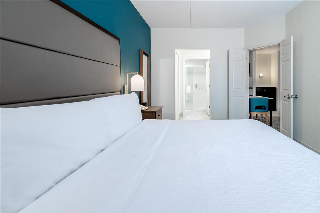 Фото Homewood Suites by Hilton Eatontown