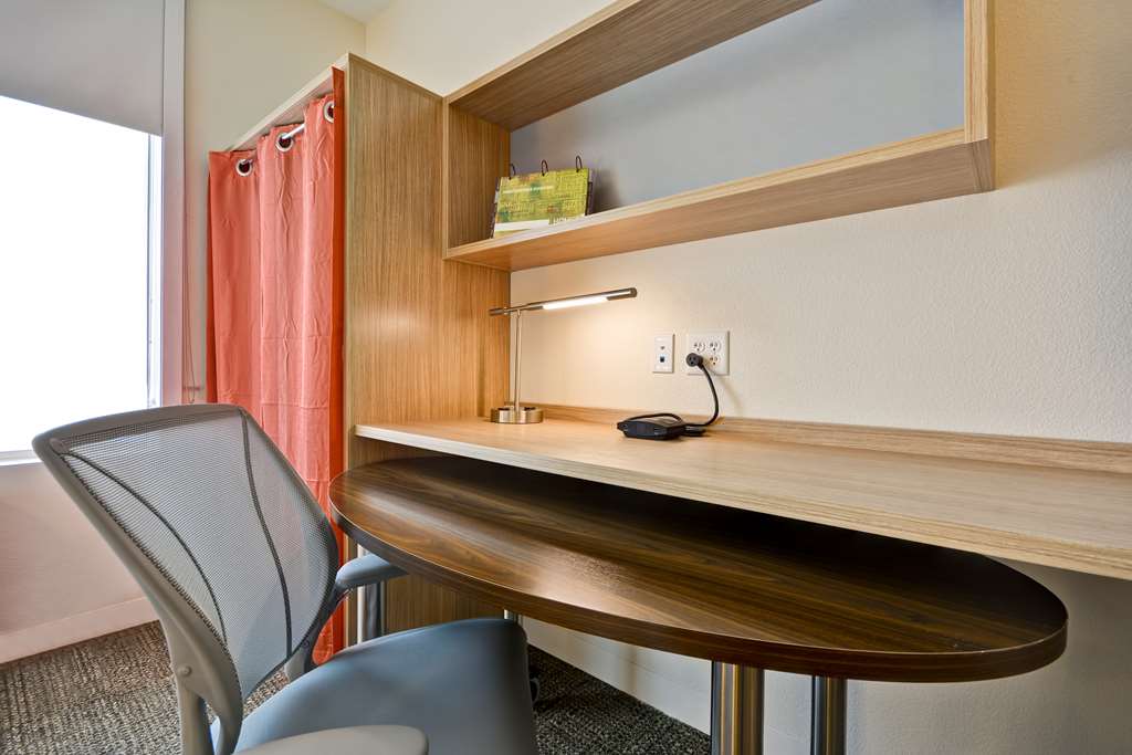 Фото Home2 Suites by Hilton Dallas Downtown at Baylor Scott & White