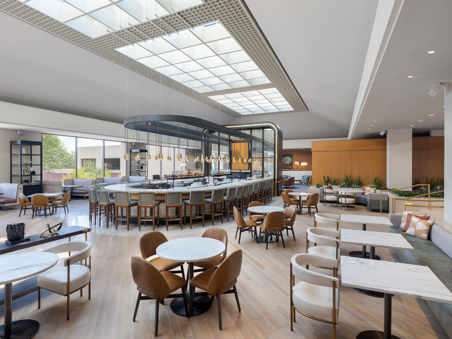 Фото Omni Las Colinas Hotel