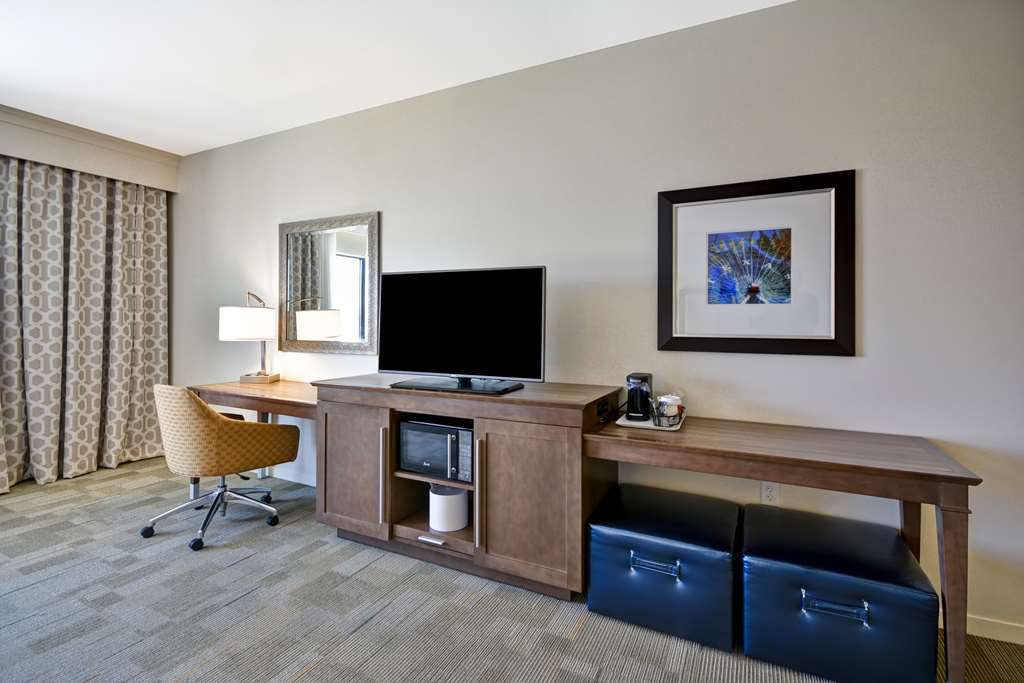 Фото Hampton Inn & Suites Dallas/Plano-East