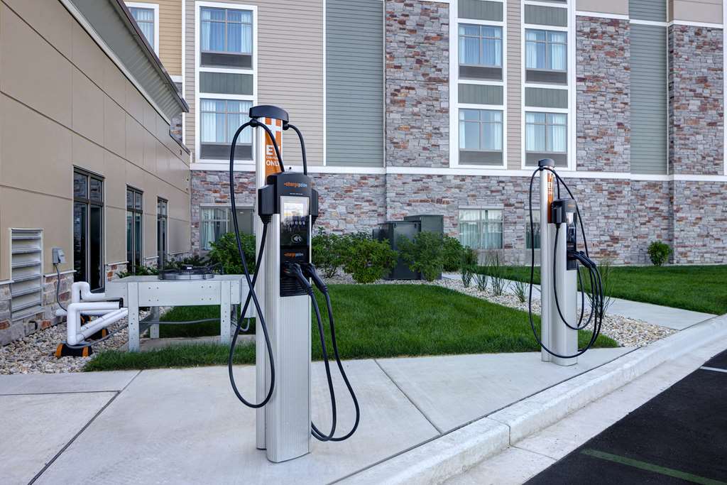 Фото Homewood Suites by Hilton Oak Creek Milwaukee