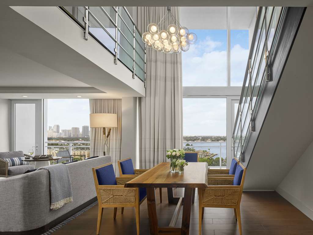 Фото Hilton Fort Lauderdale Marina