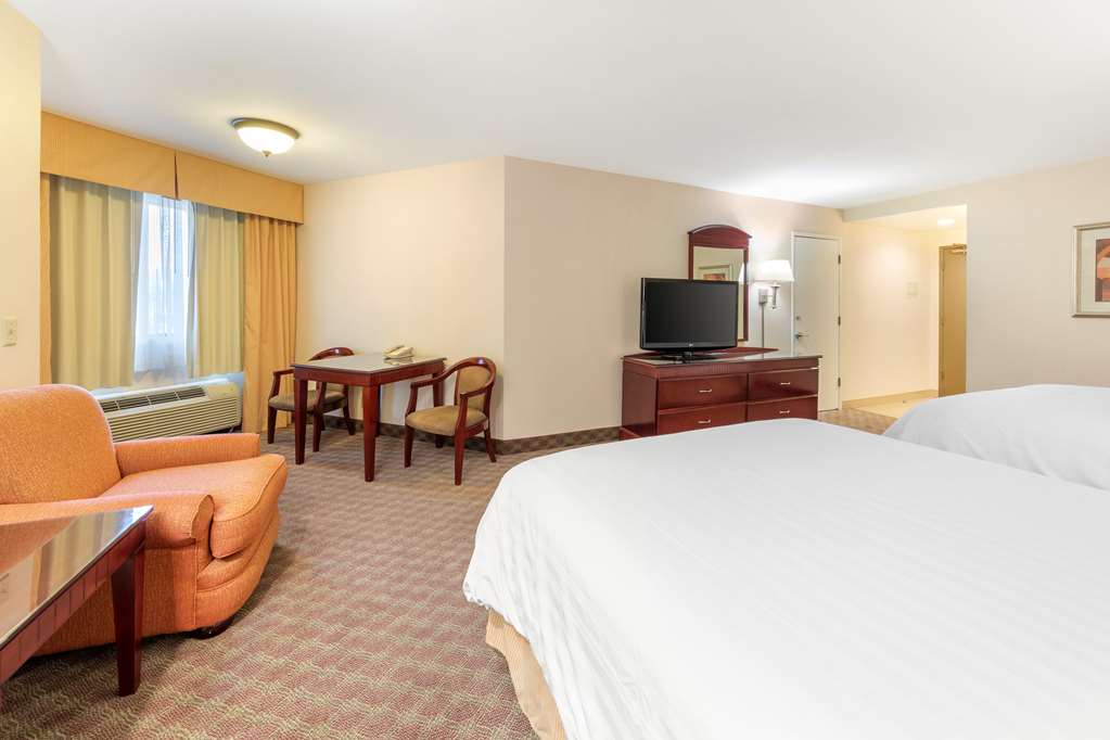 Фото Best Western Plus West Covina Inn
