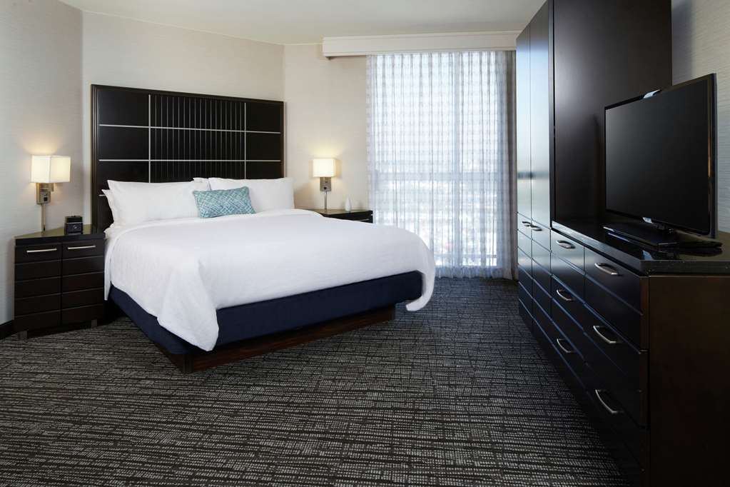 Фото Embassy Suites by Hilton Los Angeles International Airport North