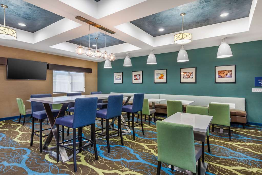 Фото Best Western Plus Taft Inn