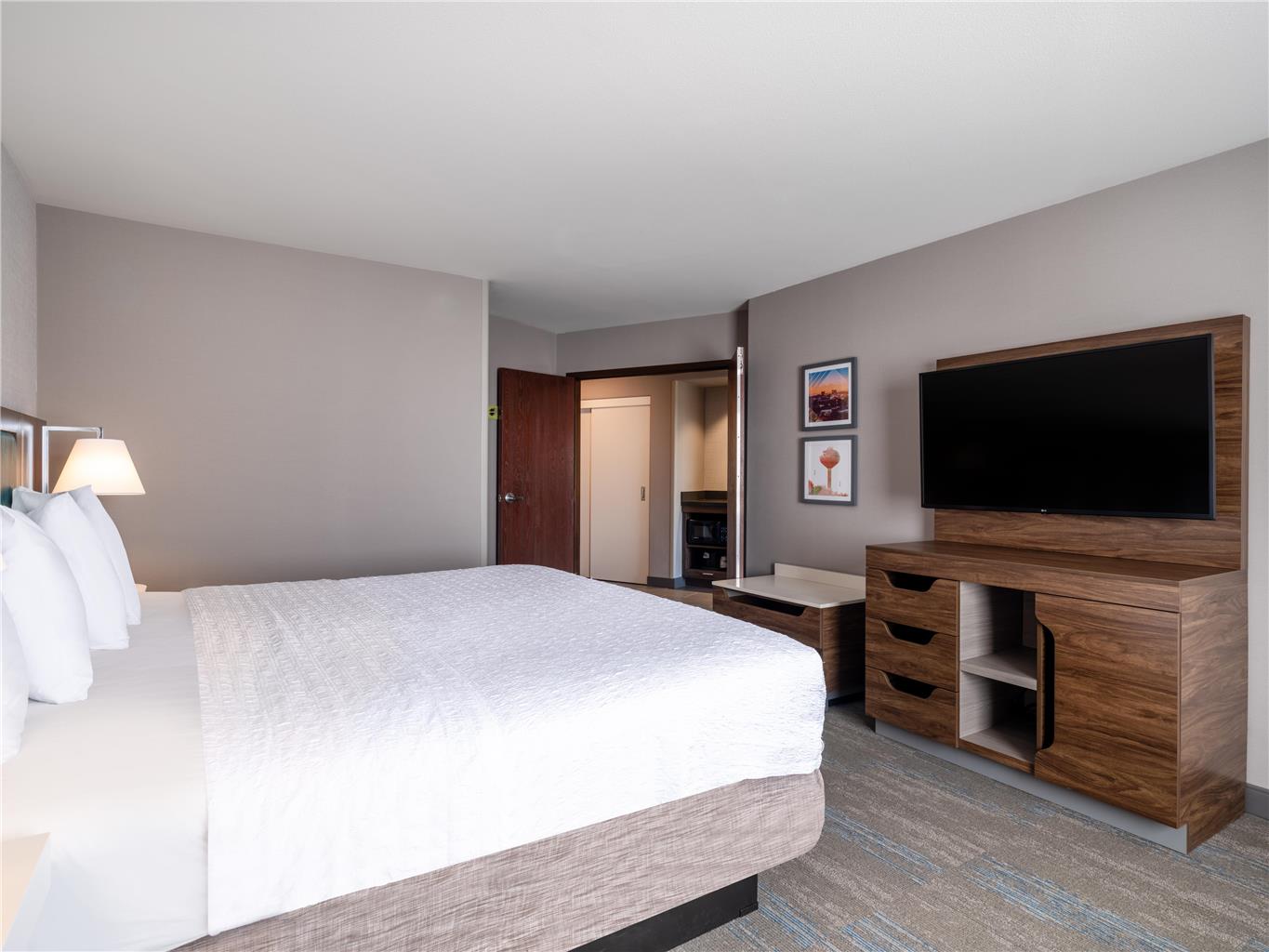 Фото Hampton Inn & Suites Boise-Meridian