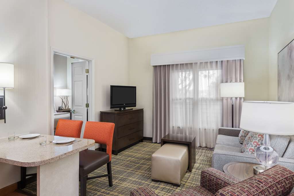 Фото Homewood Suites by Hilton Raleigh/Crabtree Valley