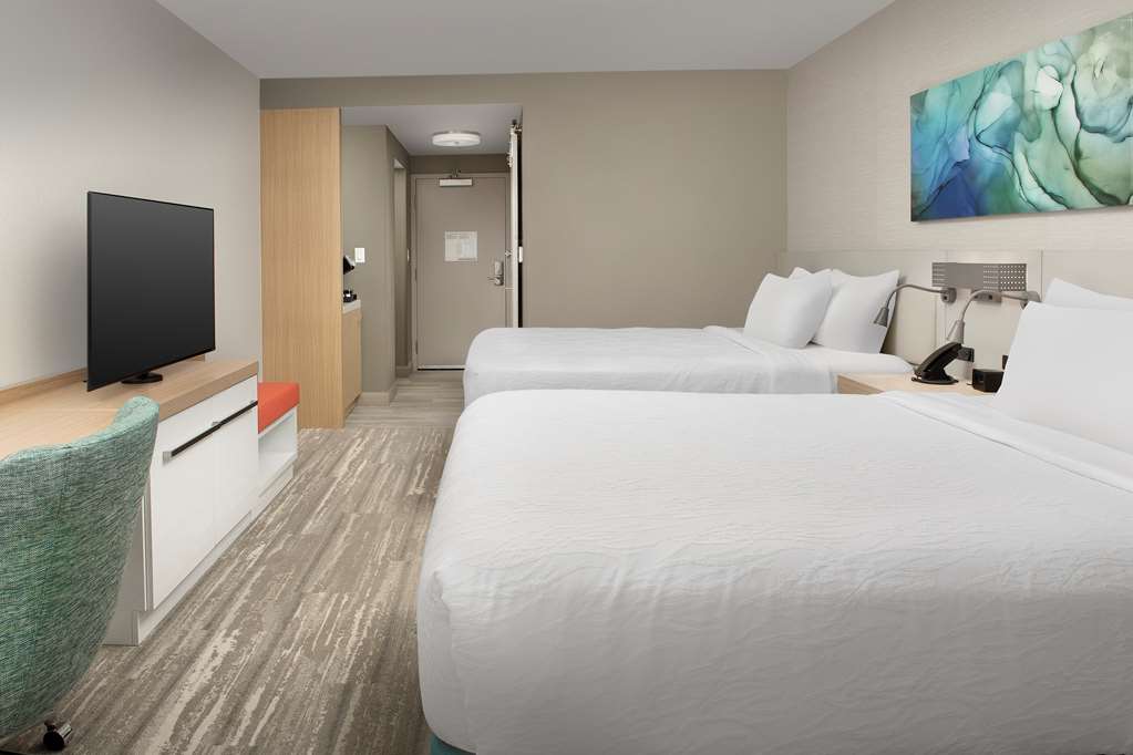 Фото Hilton Garden Inn Orlando Downtown