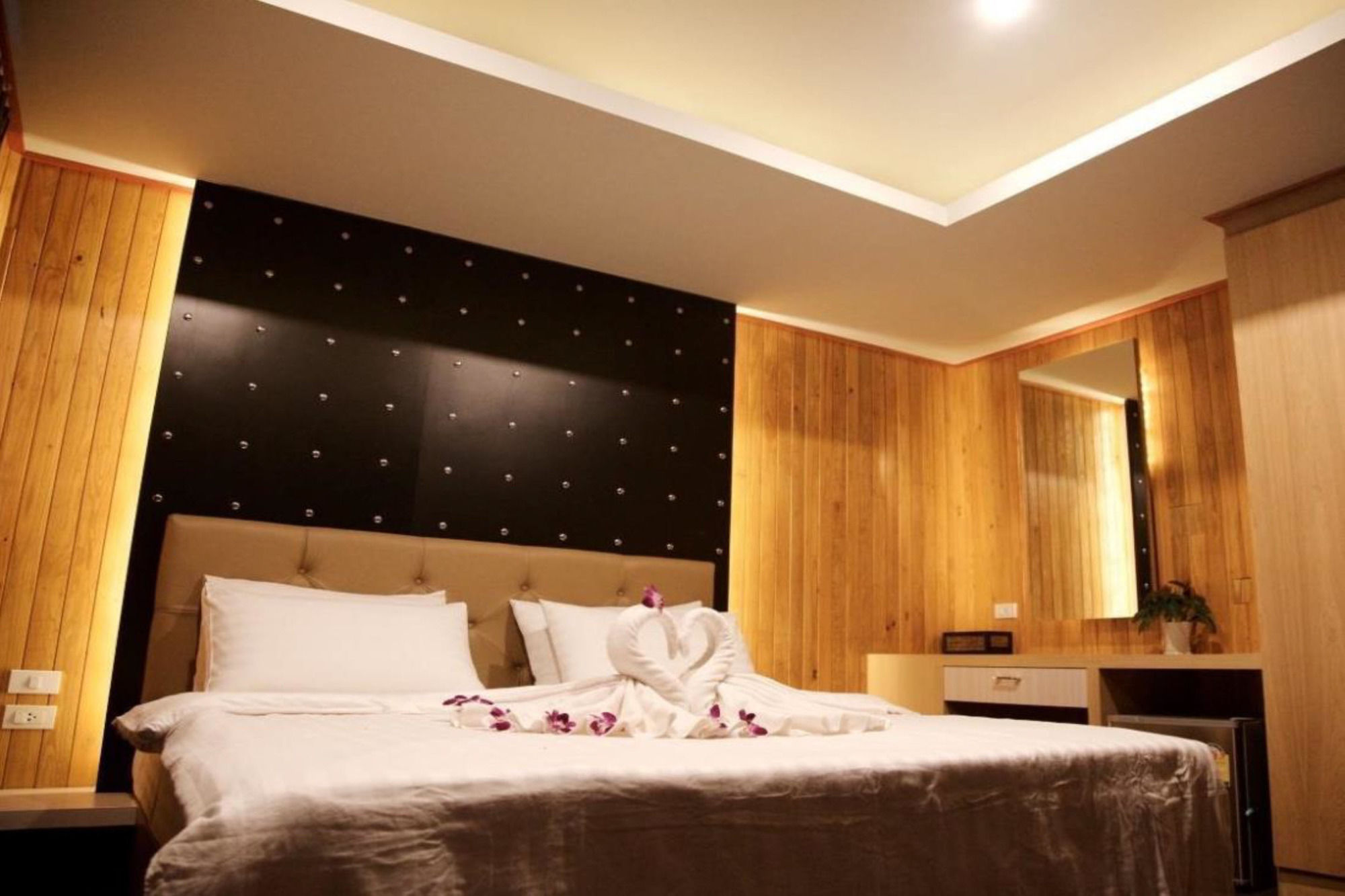 Фото Poohbar Resort & Lotusdive