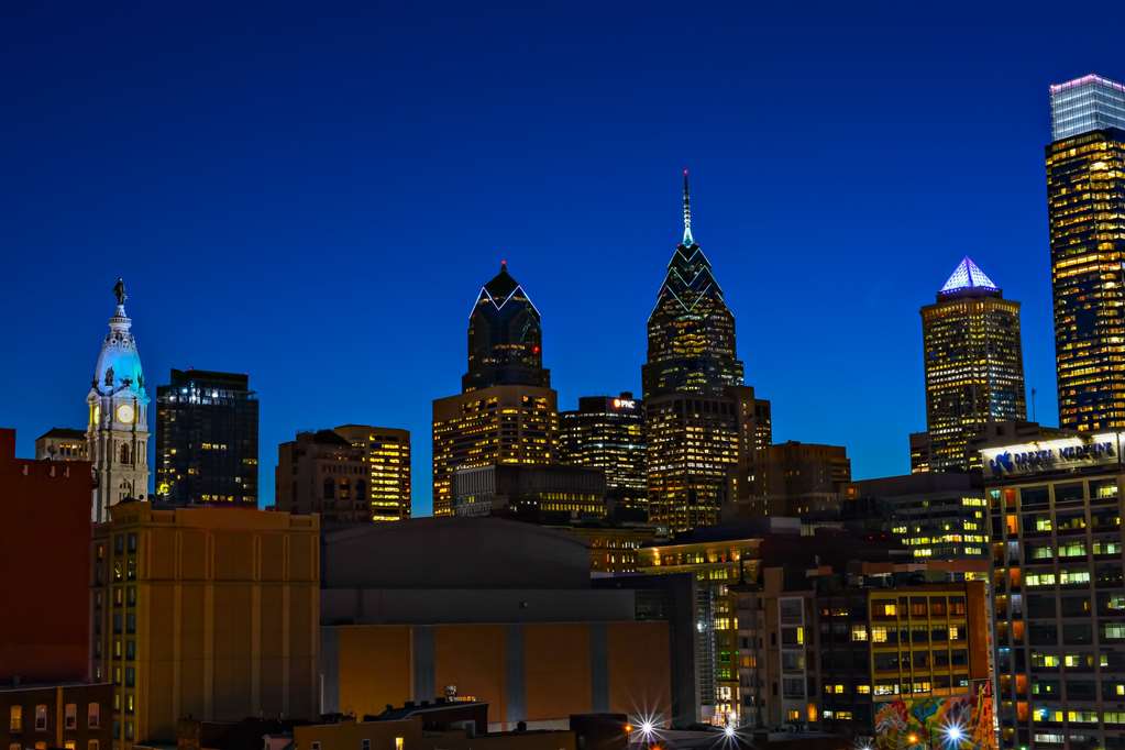Фото Best Western Plus Philadelphia Convention Center Hotel