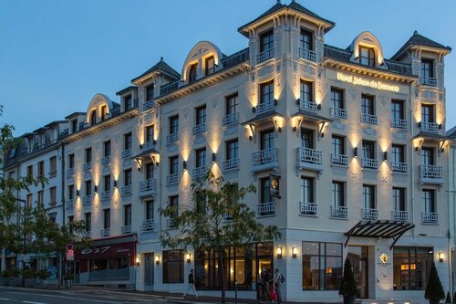Гостиница Hotel Jehan de Beauce в Шартре
