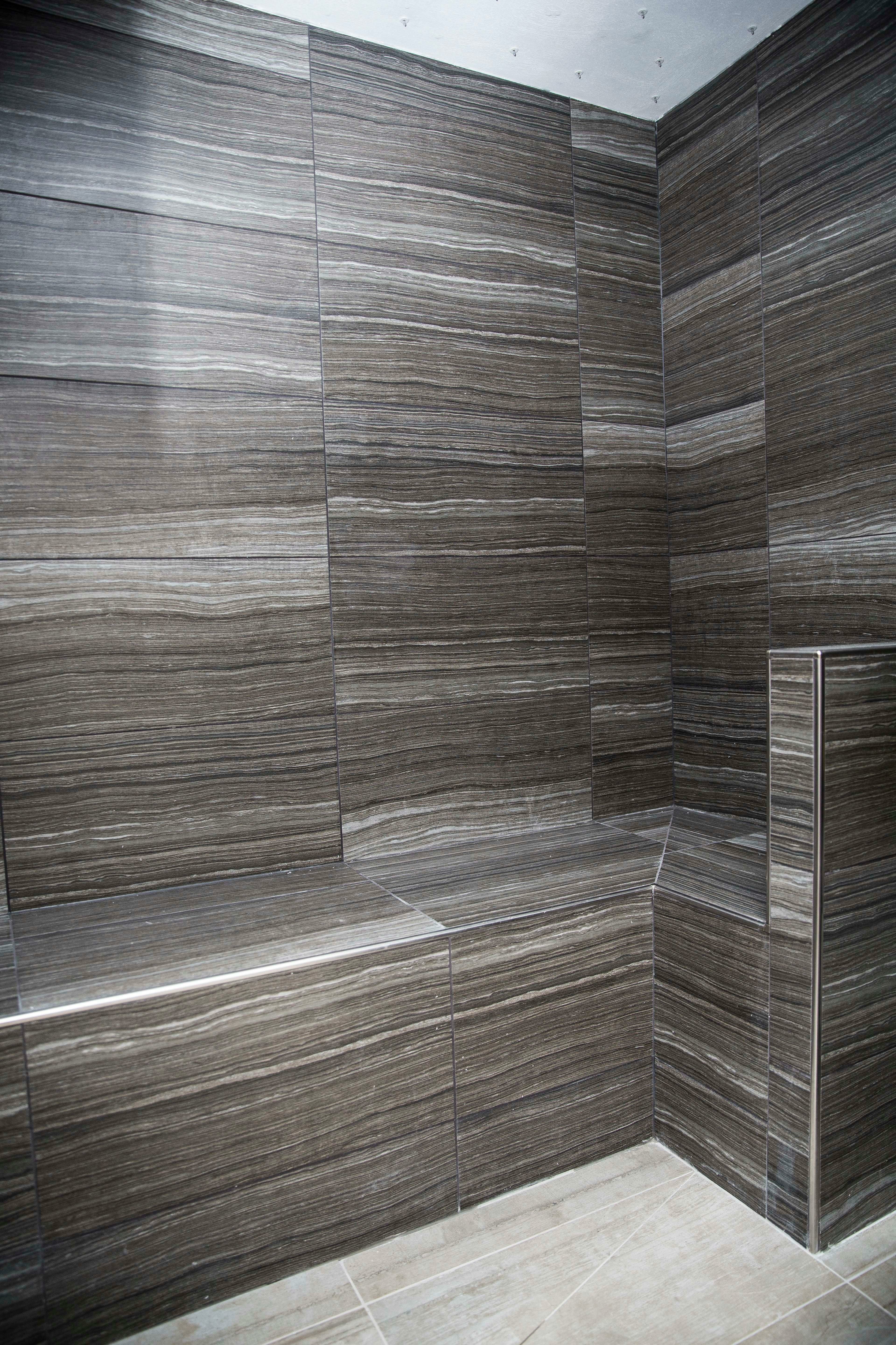 Фото Crowne Plaza Basingstoke