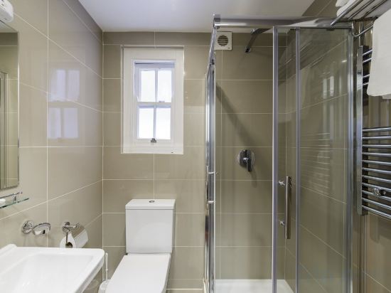 Фото Royal Cambridge Hotel