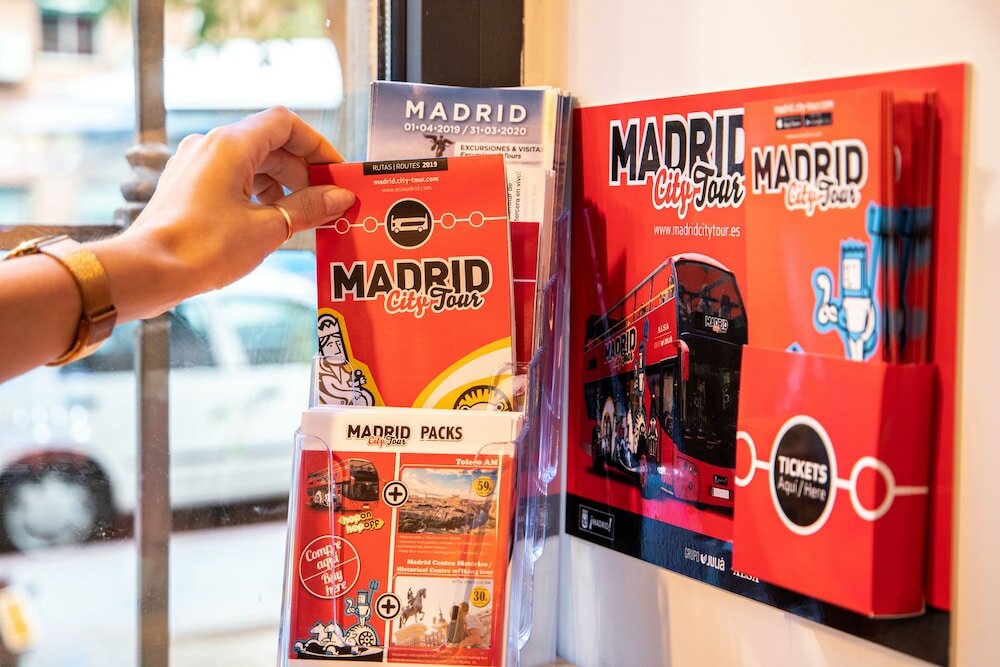 Фото Petit Hostel La Latina