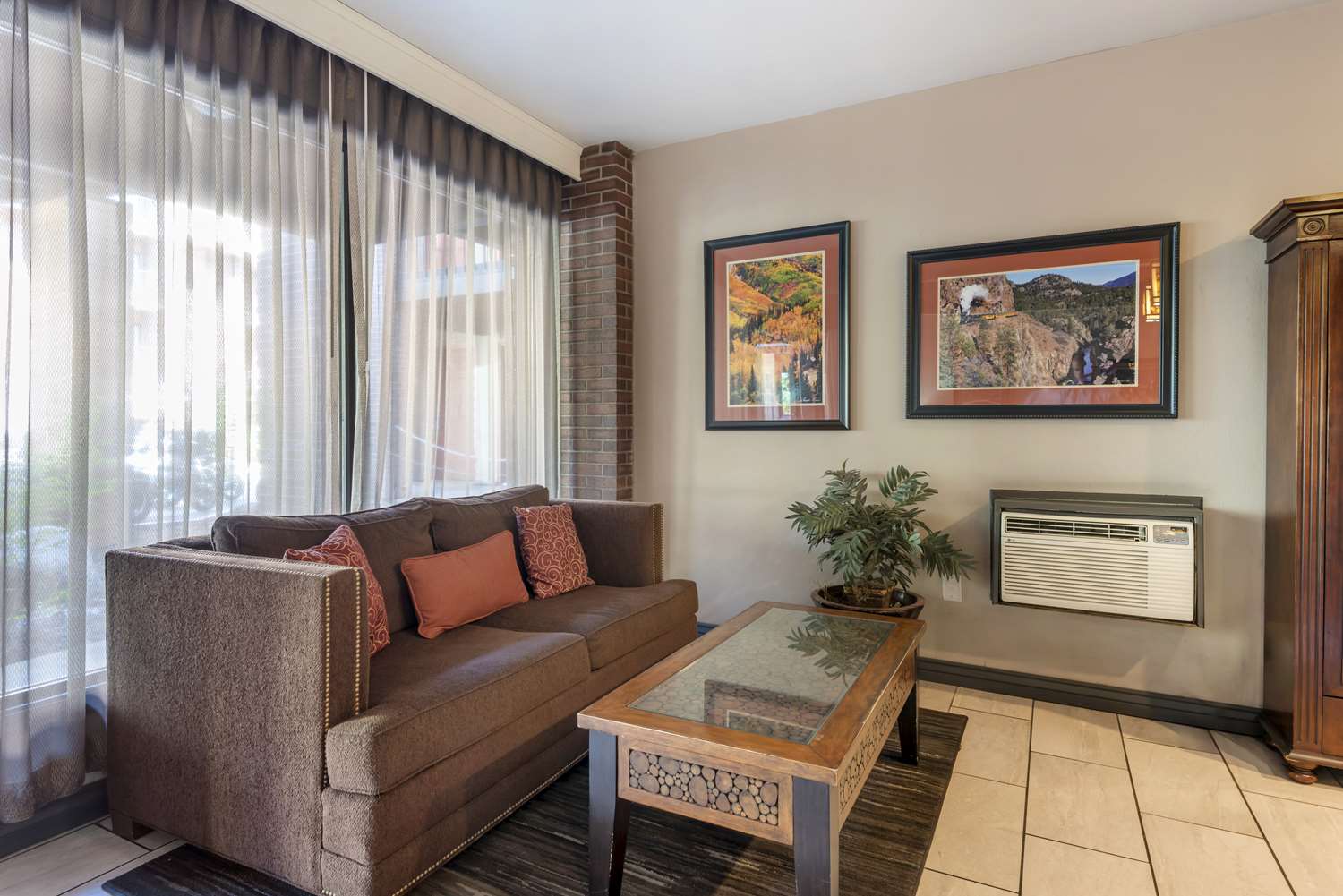 Фото Best Western Plus Rio Grande Inn