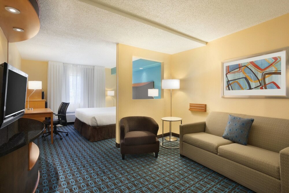 Фото Fairfield Inn & Suites Fort Worth University Drive