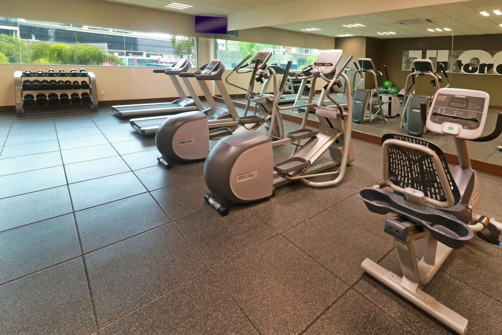 Фото Wyndham Garden Guadalajara Acueducto