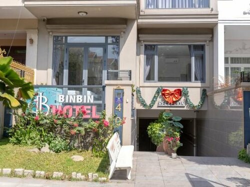 Bin Bin 7 Hotel near Ton Duc Thang University