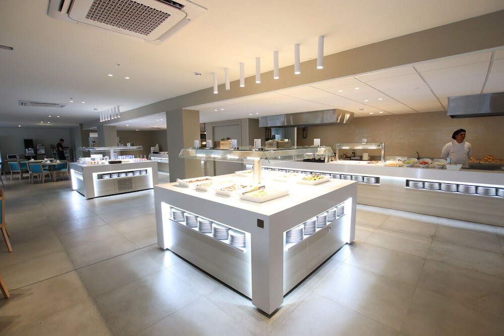 Фото Hotel Roquetas El Palmeral by Pierre & Vacances