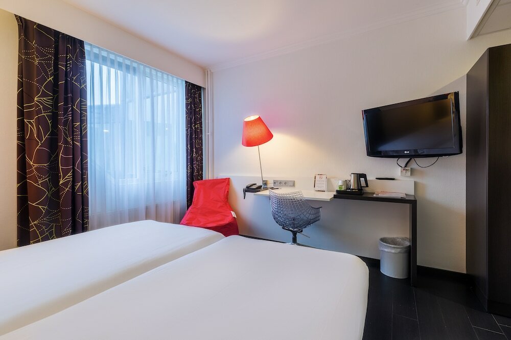 Фото Postillion Hotel Utrecht Bunnik