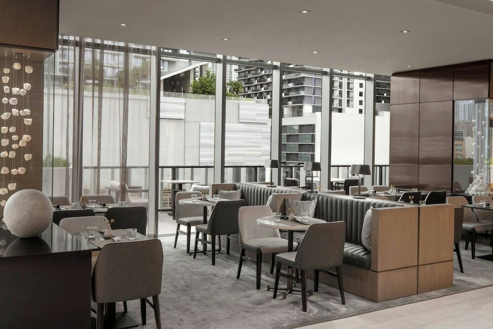 Фото Element Miami Brickell