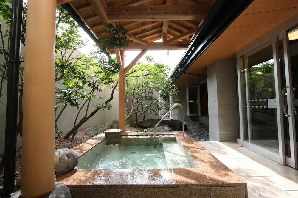 Фото Uozu Manten Hotel Ekimae