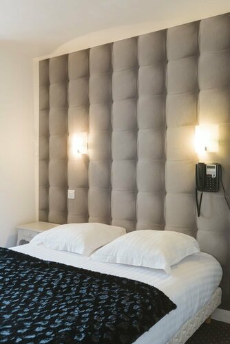 Внешний вид отеля Hôtel Le Saint Louis в Амьене, фото 3